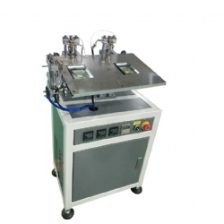 Plastic card sheet gathering machine